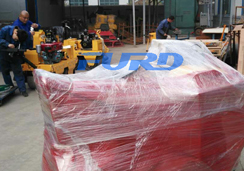 福瑞得機(jī)械座駕壓路機(jī)、手扶壓路機(jī)、灌縫機(jī)及時(shí)包裝發(fā)貨