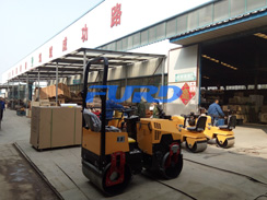 今日福瑞得微動(dòng)態(tài)--福瑞得機(jī)械小型壓路機(jī)發(fā)往北京、福建等地