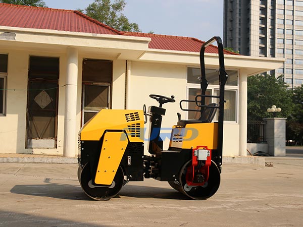關(guān)于小型壓路機變速箱的保養(yǎng)知識你知道多少？