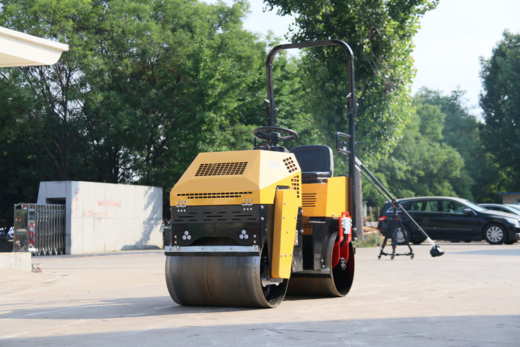 “明星款”小型壓路機(jī)，讓大家的選擇不再“迷路”！
